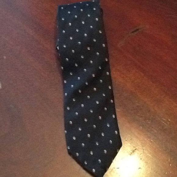 Retro Silk Leo Chevalier - Made in Canada -Black silk tie - well loved - Picture 16 of 16